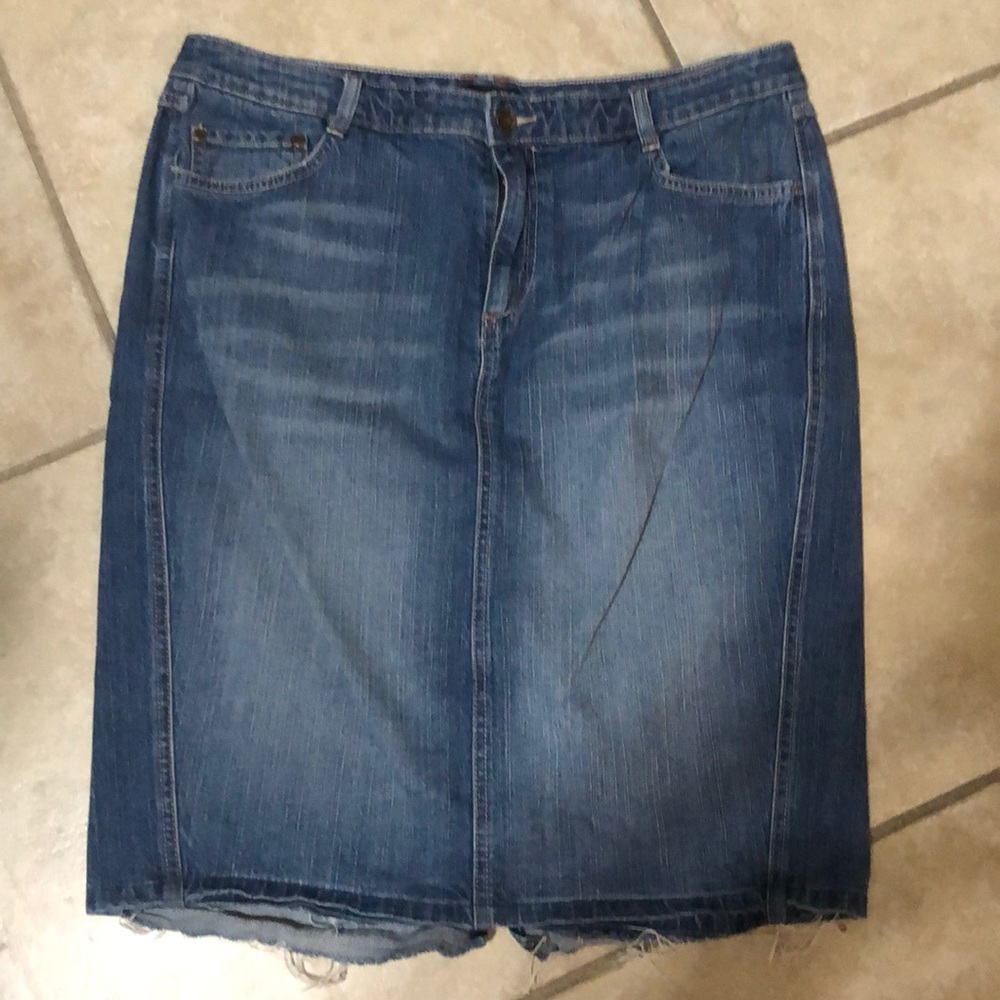Denim skirt